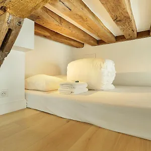 sublime-et-neuf-appartement-le-marais.fr-paris.fr/